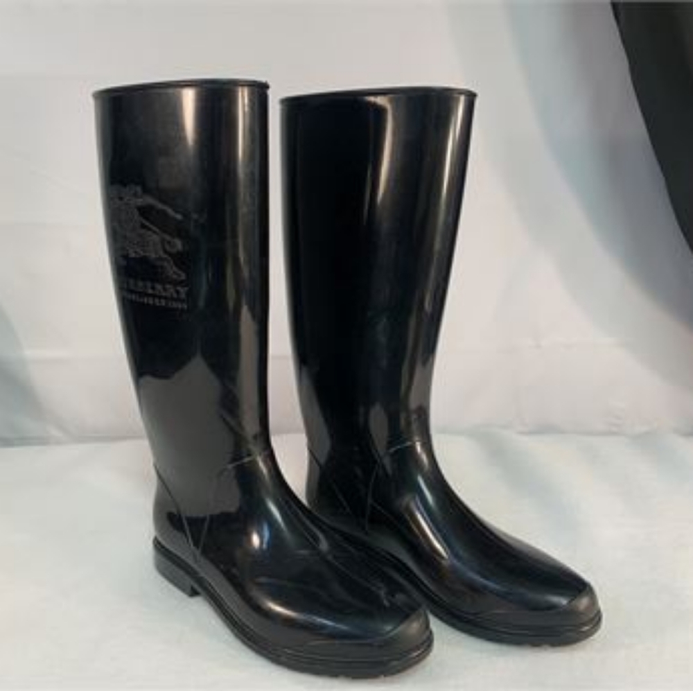 BURBERRY BLACK RAIN BOOTS
